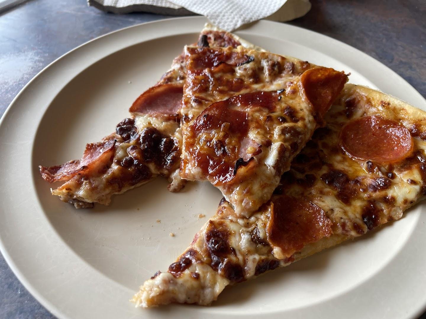 Ken's Pizza